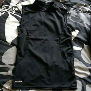 🦇 Dri Star compression sleeveless active top